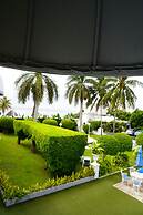 Villablanca Garden Beach Hotel