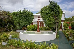 Villablanca Garden Beach Hotel