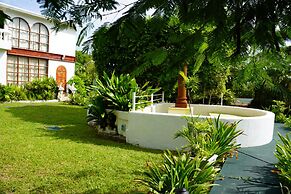 Villablanca Garden Beach Hotel