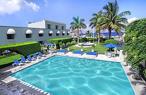 Villablanca Garden Beach Hotel