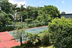 Villablanca Garden Beach Hotel