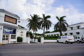 Villablanca Garden Beach Hotel