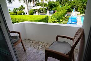 Villablanca Garden Beach Hotel