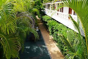 Villablanca Garden Beach Hotel