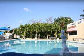 Villablanca Garden Beach Hotel