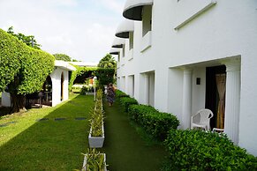 Villablanca Garden Beach Hotel