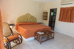 Villablanca Garden Beach Hotel