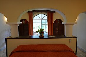 Villablanca Garden Beach Hotel