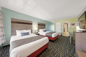 Best Western Plus Holiday Sands Inn & Suites