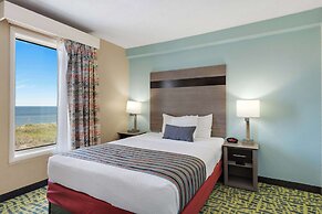 Best Western Plus Holiday Sands Inn & Suites