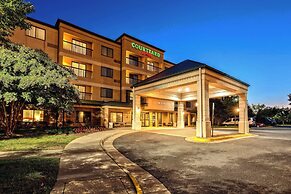 Courtyard by Marriott Springfield