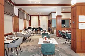 Hilton Garden Inn Chicago North Shore/Evanston