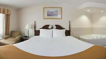 Holiday Inn Express Hotel & Suites Dayton West - Brookville by IHG