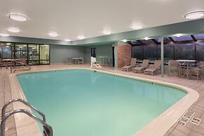 Holiday Inn Express Hotel & Suites Dayton West - Brookville by IHG