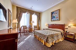 Premier Palace Hotel