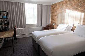 Cedar Court Huddersfield