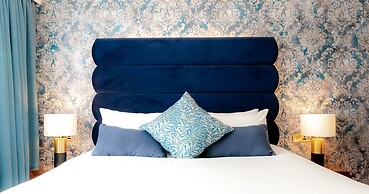 Cedar Court Huddersfield