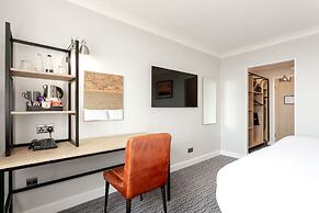 Cedar Court Huddersfield