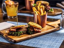 Hyatt Regency Coconut Point Resort & Spa