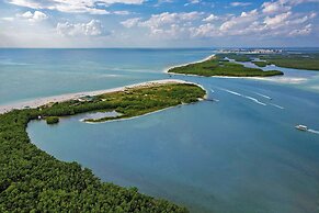 Hyatt Regency Coconut Point Resort & Spa