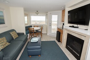 Ocean Club on Smuggler's Beach