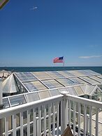 Ocean Club on Smuggler's Beach