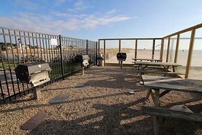 Ocean Club on Smuggler's Beach