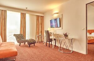 Continental Forum Bucuresti Palatul Parlamentului