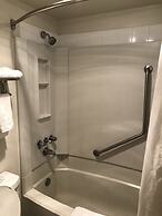 Super 8 by Wyndham Kamloops East