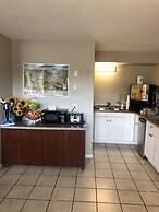 Super 8 by Wyndham Kamloops East