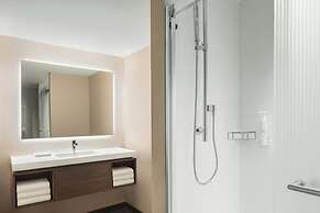 AC Hotel by Marriott Old Montreal