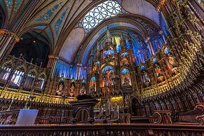 AC Hotel by Marriott Old Montreal