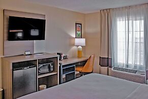 Comfort Inn & Suites Geneva - West Chicago
