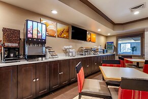 Comfort Inn & Suites Geneva - West Chicago