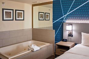 Comfort Inn & Suites Geneva - West Chicago