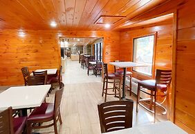 Baymont by Wyndham Gatlinburg On The River