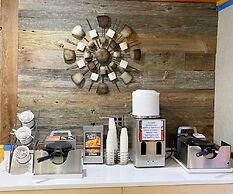 Baymont by Wyndham Gatlinburg On The River