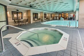 Drury Inn & Suites Louisville East