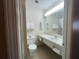 Travelodge by Wyndham Fort St John