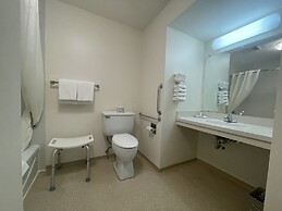 Travelodge by Wyndham Fort St John