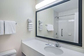 Travelodge by Wyndham Fort St John