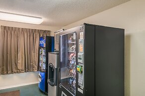 Red Roof Inn & Suites Pensacola East - Milton