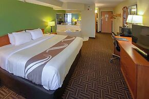 Quality Inn Bolingbrook I-55