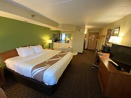 Quality Inn Bolingbrook I-55