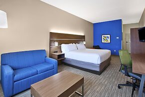 Holiday Inn Express & Suites Manchester by IHG