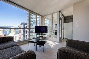 Carmana Hotel & Suites