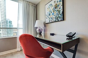 Carmana Hotel & Suites