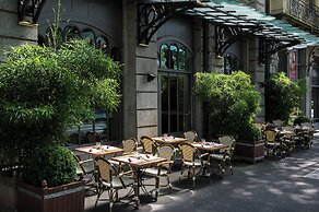 Renaissance Lucerne Hotel