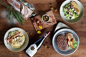 Paradise Hotel Busan