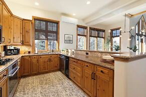 Arrowhead Village, A Vail Resorts Property